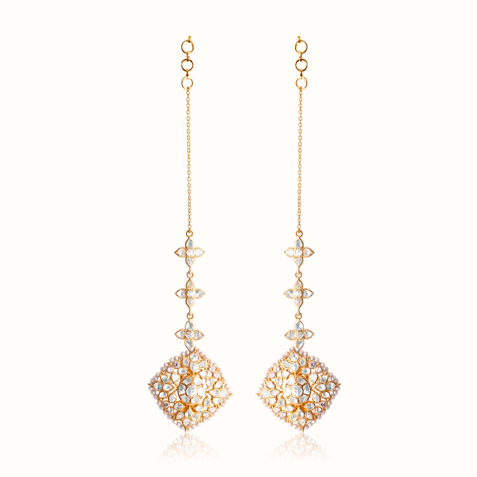 Avika Earrings 1